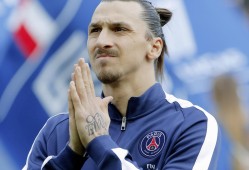 半岛体育娱乐-圣安东尼奥马刺决赛惊险波士顿凯尔特人，孙铭徽砍下13记关键球，全场沸腾